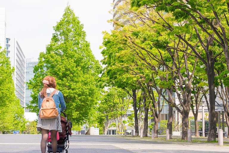 東京は出産費用が高い？都内の出産にかかる平均費用と安く抑えるコツ